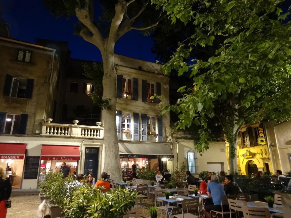 Aux Demoiselles D'Avignon Apartment Exterior foto